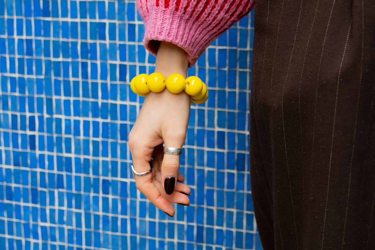 310113_Big Wood Bracelet_gelb_BM_01.jpg