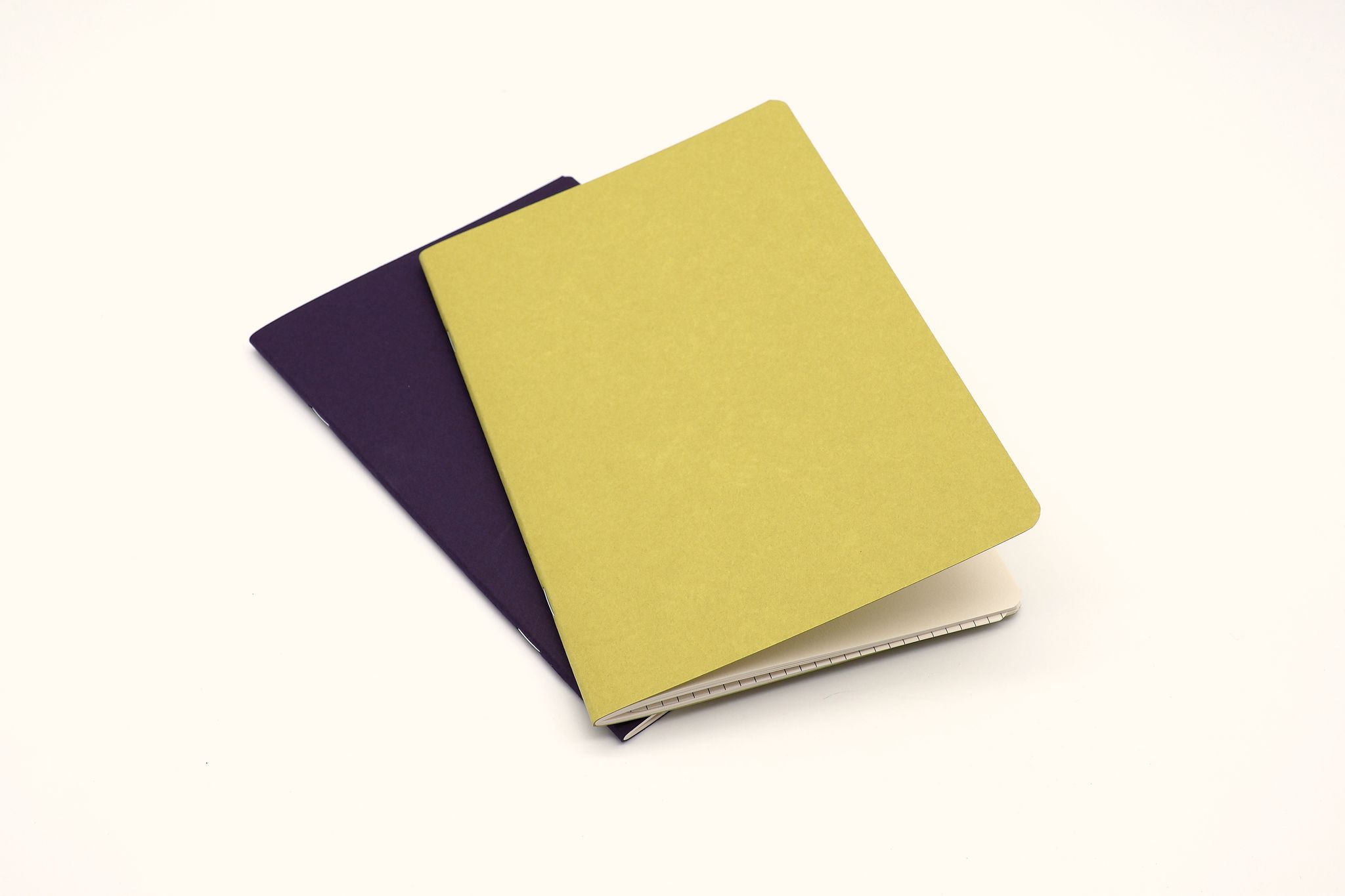 310822_NB_Skizzenheft_AuberginePistazie_BM_01.jpg