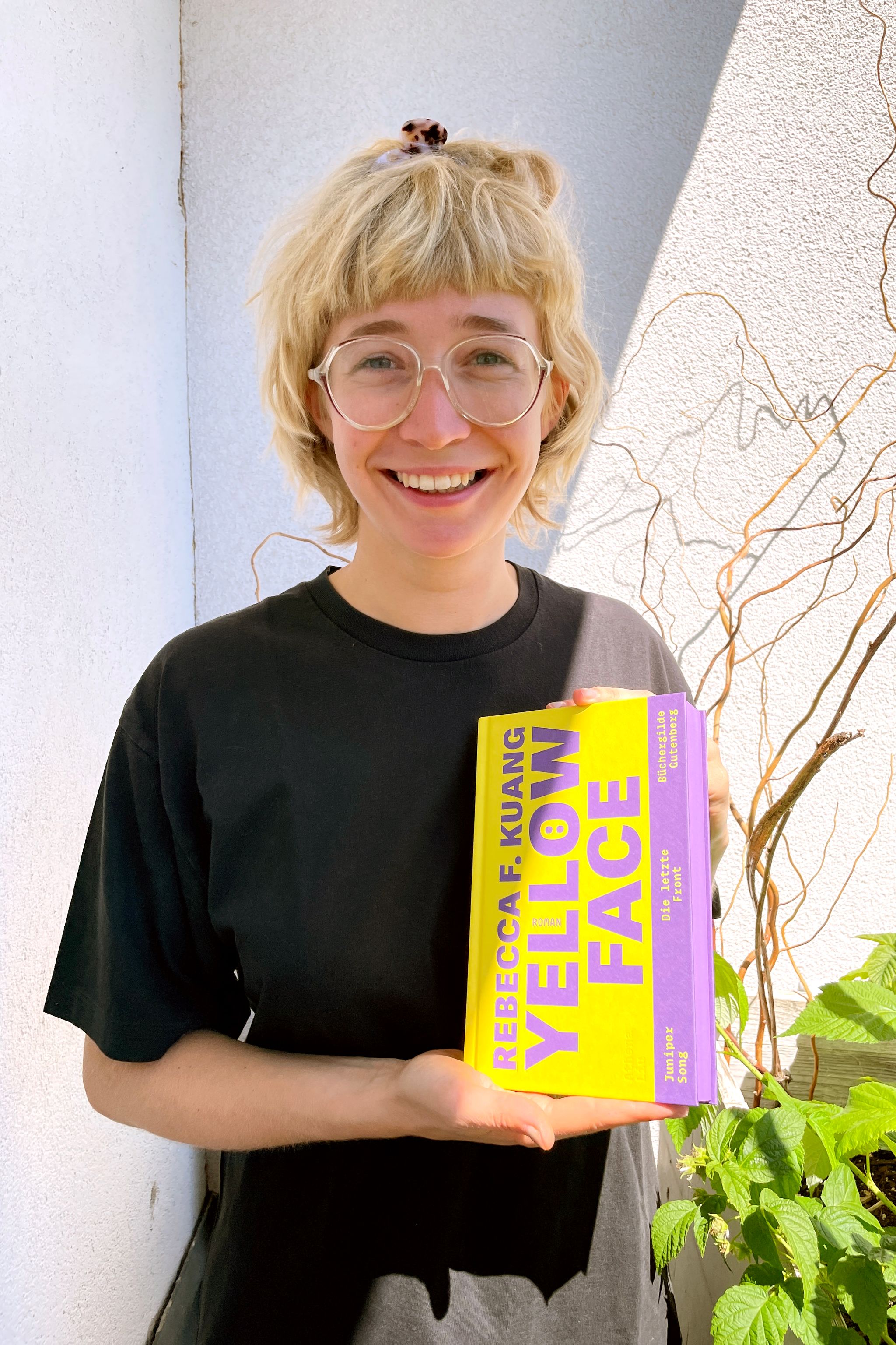 clara-yellowface 1.jpg